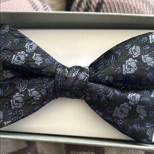 Jos. A. Bank Black and Blue Floral Bow Tie
